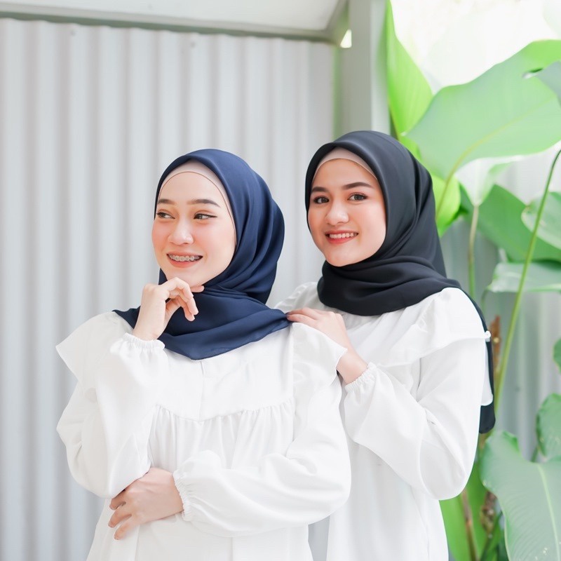 Bella Square Jilbab Segiempat Polycotton Premium-2