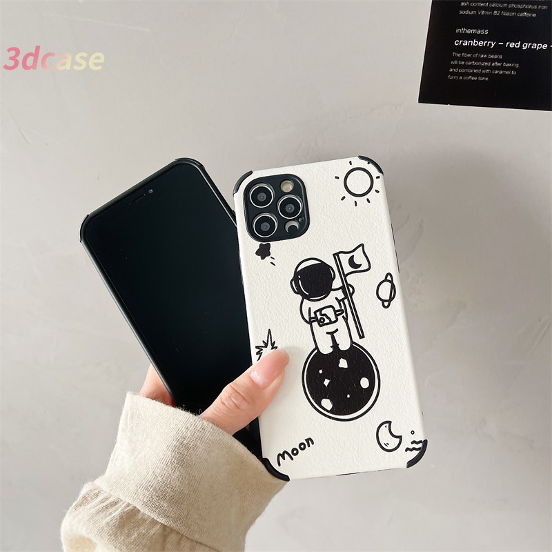 Casing Pelindung Lensa Kamera Compatible For IPhone 7 Plus 11 6 6S 8 Plus 12 mini 12 pro max X Se 2020 XR XSMAX 6SPlus 7Plus 6Plus 8Plus XS A7 A5S A12 A9 2020 A5 2020 A54 A15 A15S Gambar Astronaut Camera Protection Lamb Skin Leather Soft TPU Phone Case