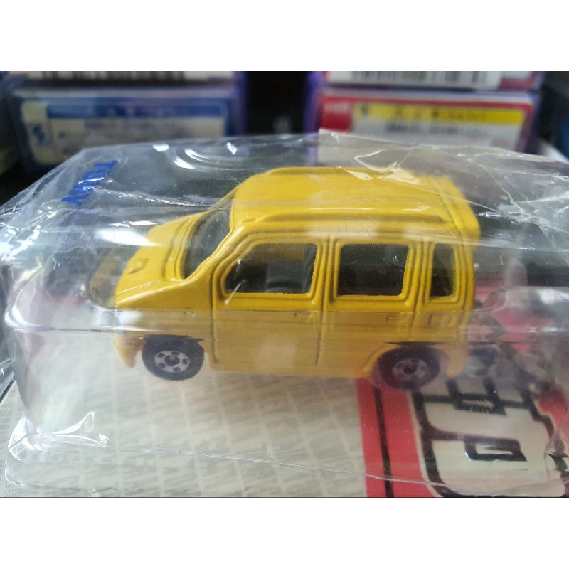 Tomica Suzuki Wagon R - Yellow (Keychain) Rare