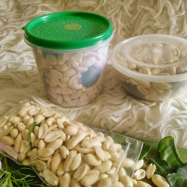 

120gr kacang pedas manis & kacang bawang manis & gurih