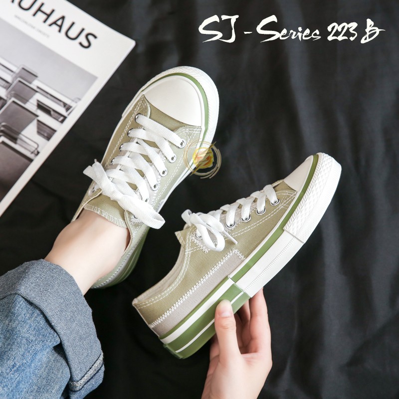 [OOS] (FREE BOX)  Sepatu Sneakers Wanita Casual Wear ala Back To School Import Kualitas Super Premium - 223 B