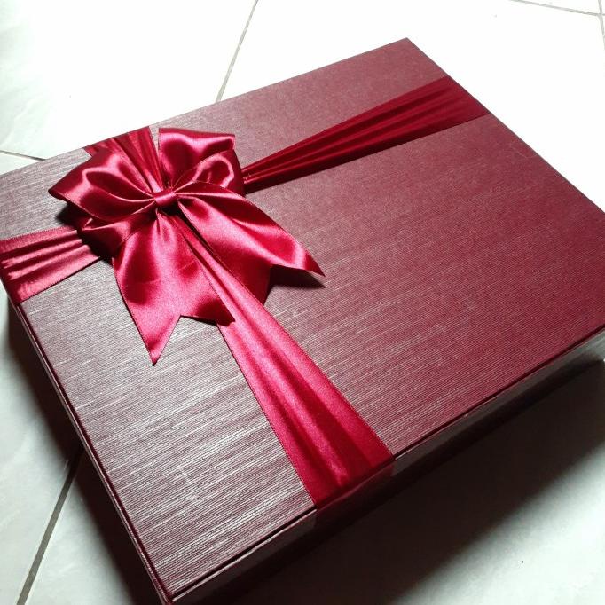 

[COD] KOTAK KADO APOLLO MAROON UKURAN 35X30X10CM [COD]