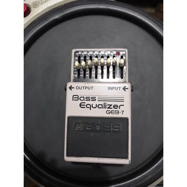 EFEK EQUALIZER BASS / EQUALISER GITAR BOSS GEB7