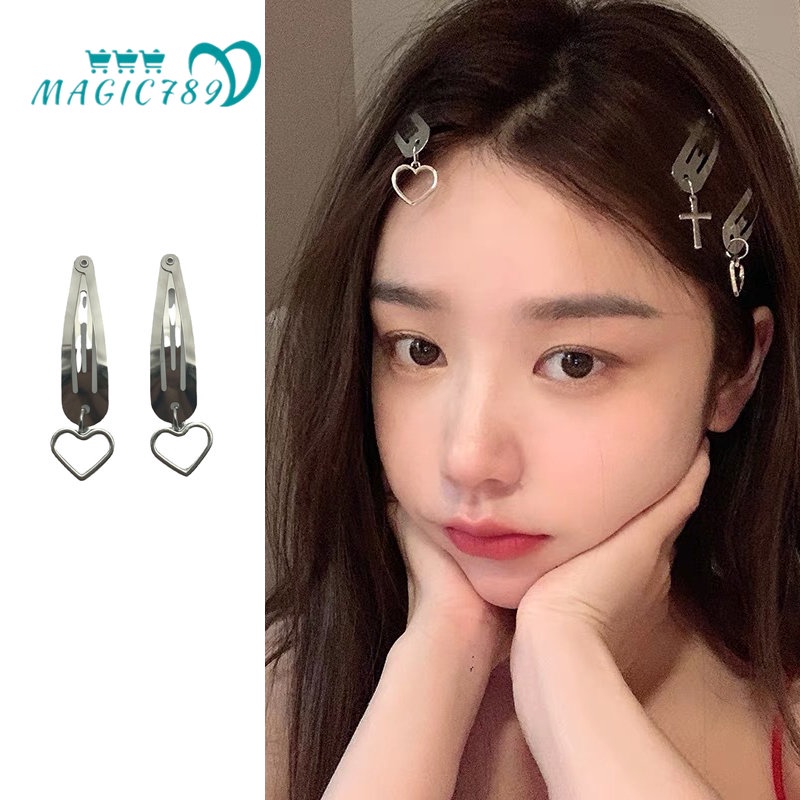 Magic789 2PCs / Set Jepit Rambut Bobby Pin Gaya Korea Bentuk Hati Aksen Hollow Untuk Aksesoris Wanita