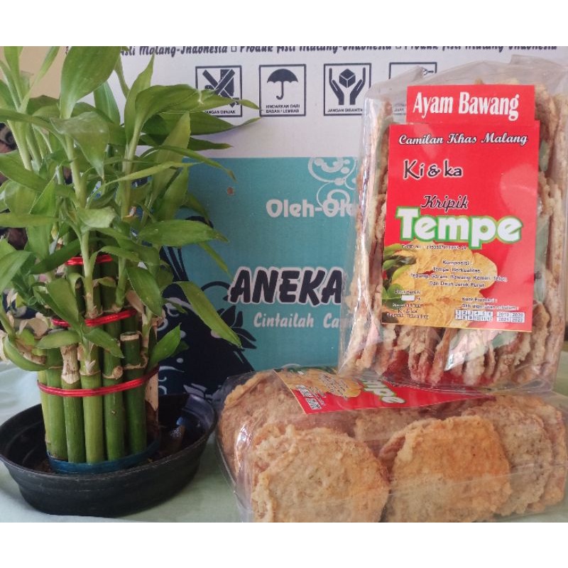 

Keripik Tempe varian Ayam Bawang