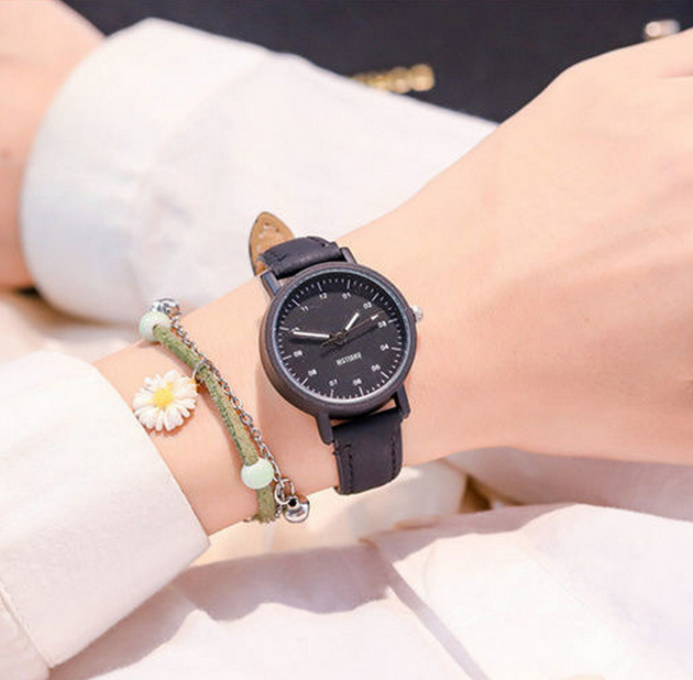 jam tangan Wanita Quartz Analog Gaya Retro Untuk Wanita-pink