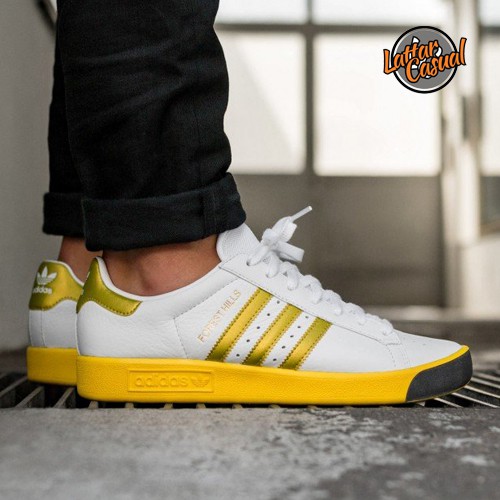 adidas forest hills gold and white