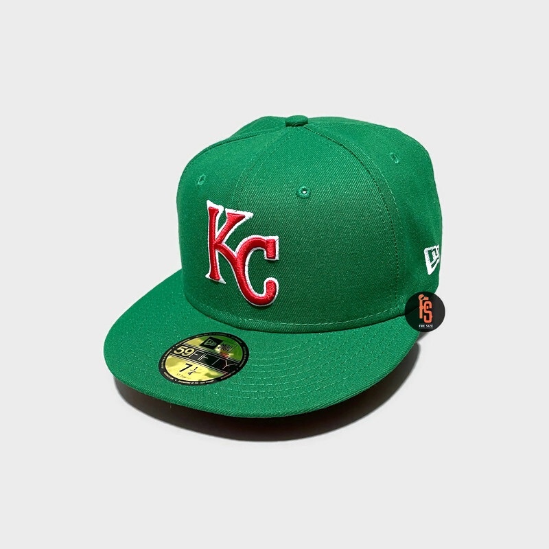 TOPI NEW ERA ORIGINAL 5950 50 YEARS KANSAS CITY ROYALS KELLY GREEN UV RED