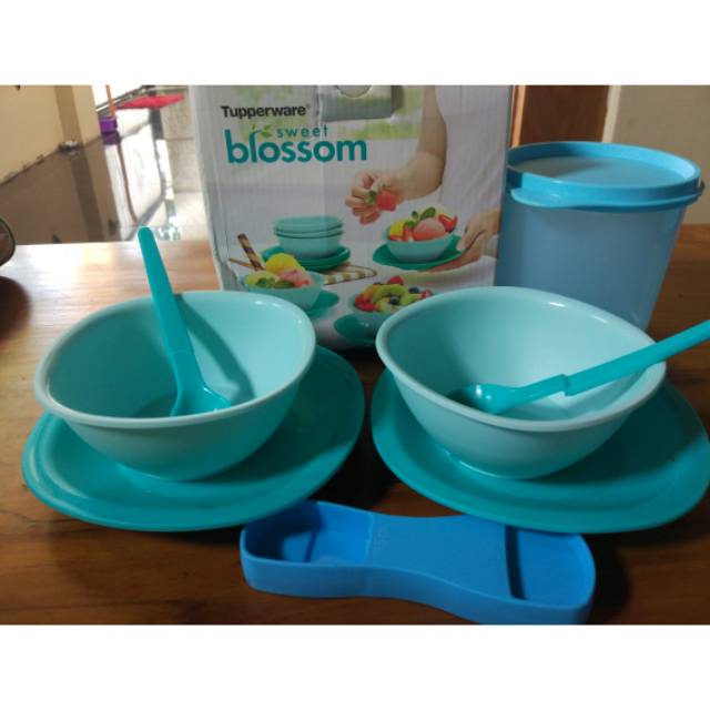 Tupperware Sweet Blossom Dessert Bowl 0ml Mangkuk Free Toples Dan Sendok Takar Shopee Indonesia