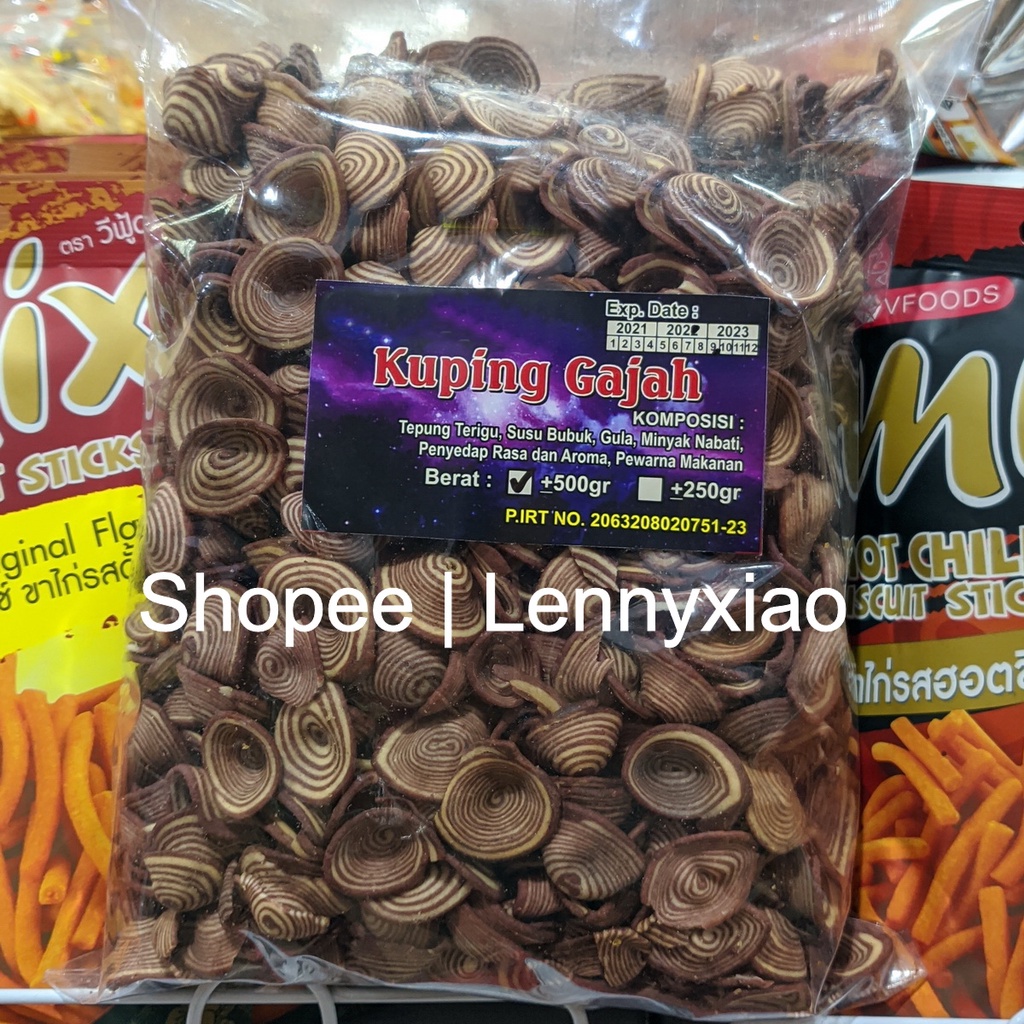 

Keripik Kuping Gajah Biskuit Kuping Coklat Cemilan Lebaran Tradisional