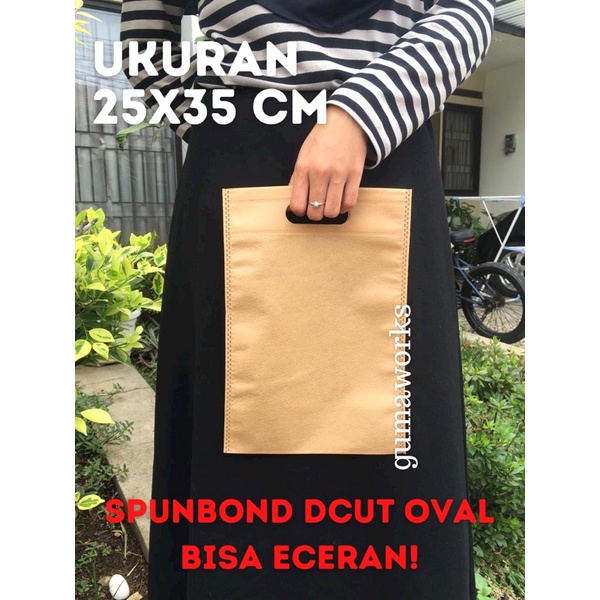 

Tas Spunbond Termurah / Goodie Bag Uk. 25x35 CM (Bisa Satuan) / Tas Spunbond Tanpa Sablon