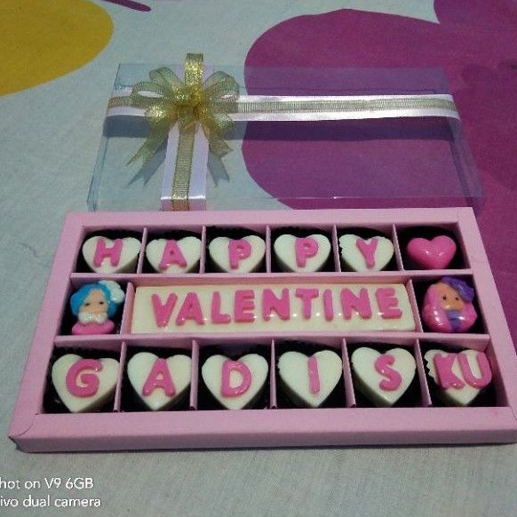 

kado Valentine/ coklat ucapan