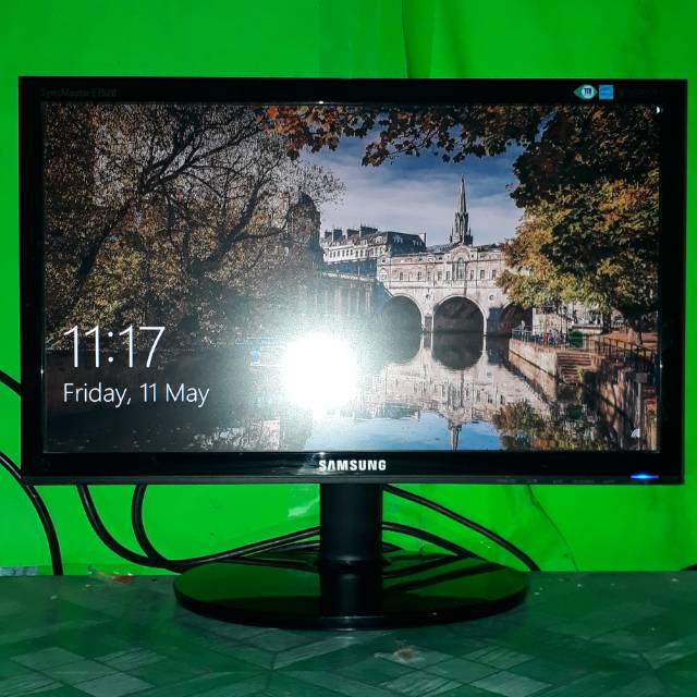 LCD Monitor Komputer Samsung 19inch wide E1920NX