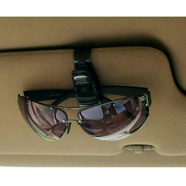 Serbagrosirmurah sunglasses hanger gantungan kacamata klip clip organizer car glasses