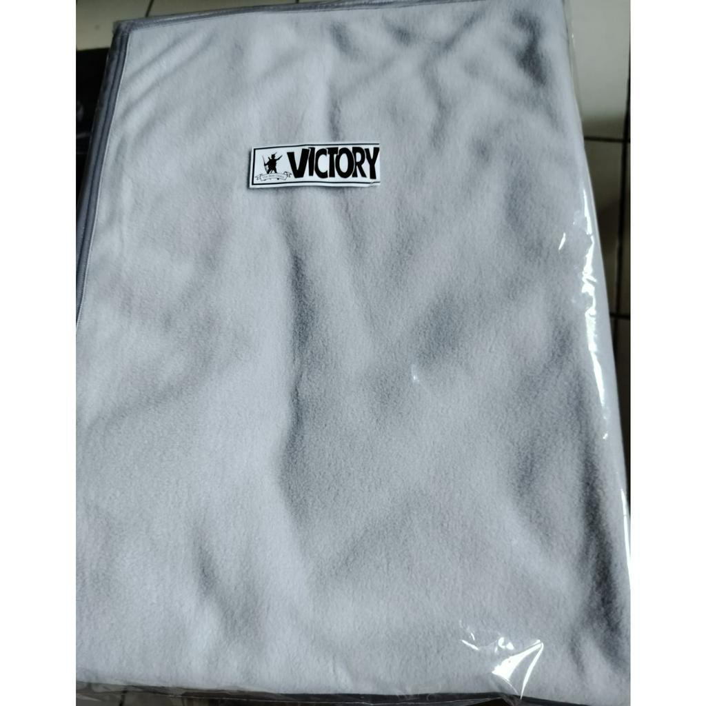 Selimut VICTORY abu-abu hotel / motel / kost / asrama / homestay / guest house / oyo / red doorz / r