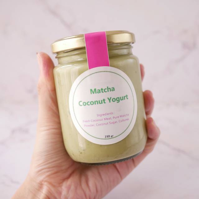 

MATCHA COCONUT YOGURT - YOURGUT