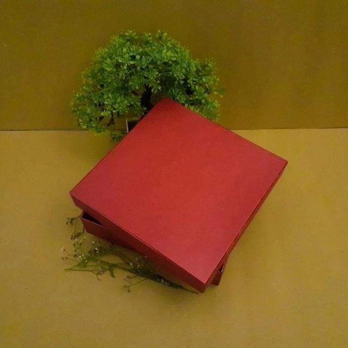 

[COD] Kotak Kado / Gift Box Polos Ukuran 20 x 20 Tinggi 5 cm [COD]