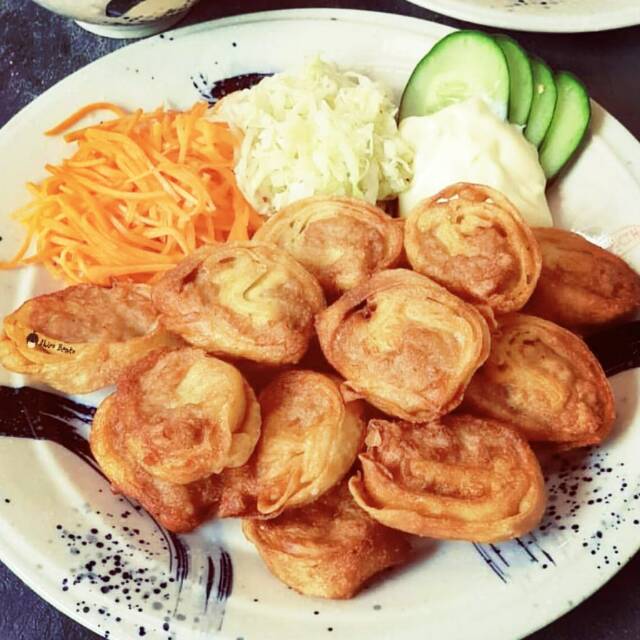 

Chicken egg roll