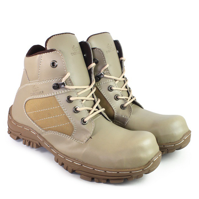 Sepatu boots pria sepatu safety ujung besi tracking hiking proyek adventure - Kairos Delta_ Tactical