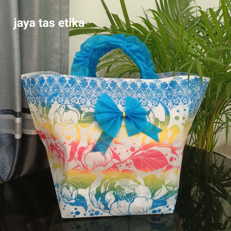 tas hajatan berkat dus 20-22 batik mewah