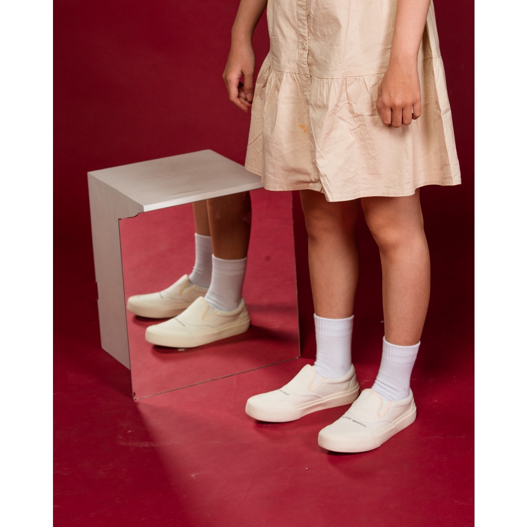 Imokey Sheo Slip-on Shoes