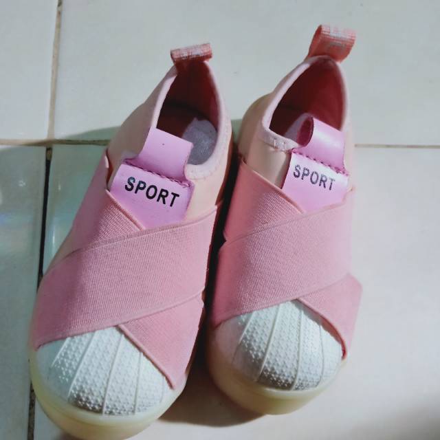 Preloved sepatu adidas anak
