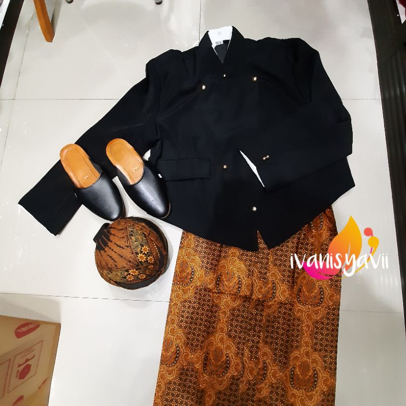 [1set] Baju Adat Jawa / Baju Manggolo / Warna Hitam - Motif Batik buntaL Melati