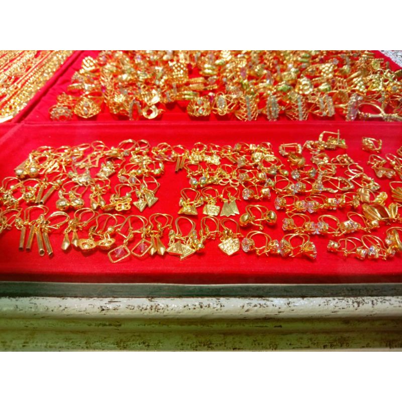 anting emas muda