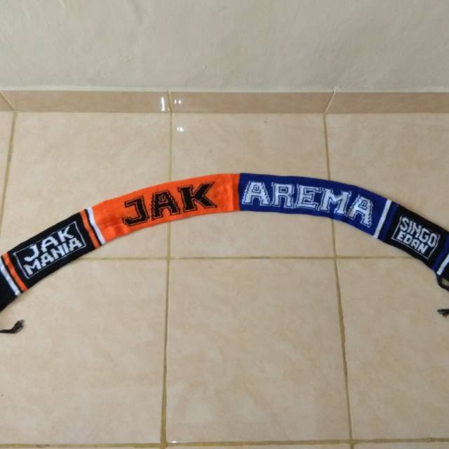 Syal Rajut Jak Arema