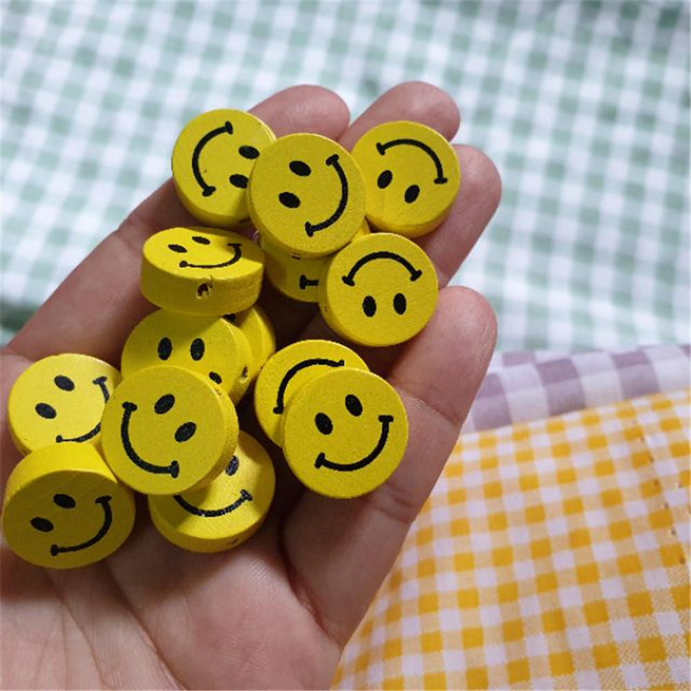 【COD Tangding】50PCS/set DIY Cartoon Cute Yellow Smile face Beads Children Jewelry Accessories