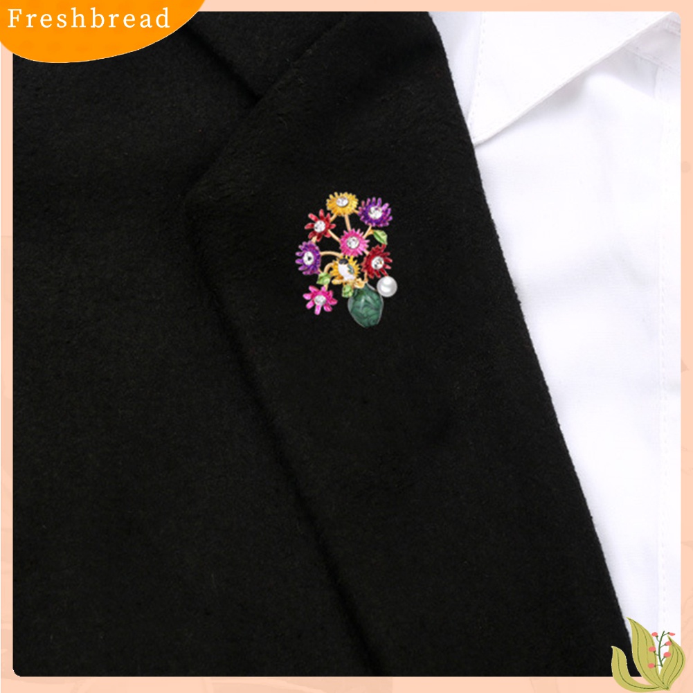 [ TERLARIS]Fashion Women Flower Vase Rhinestone Inlaid Brooch Pin Corsage Lapel Jewelry