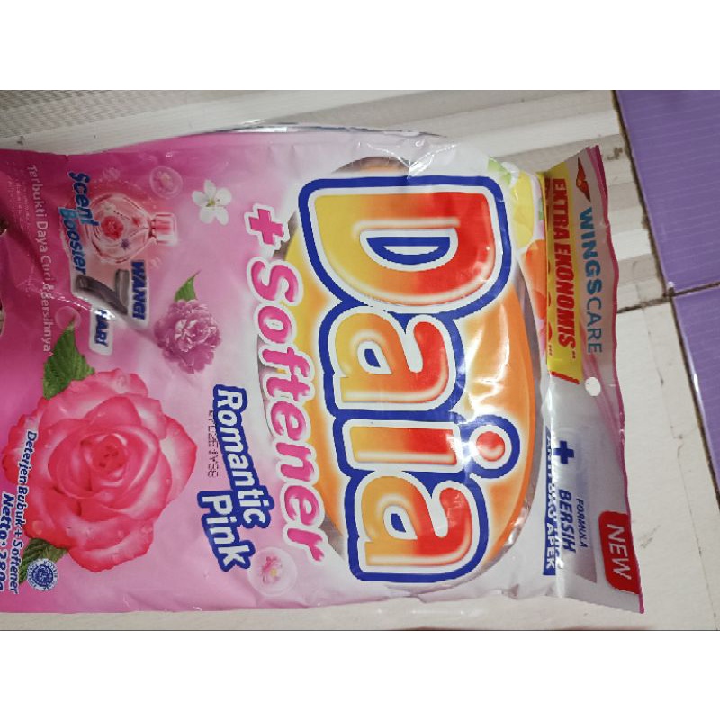 DAIA DETERGENT TANGGUNG *24 BKS.SATU DUS