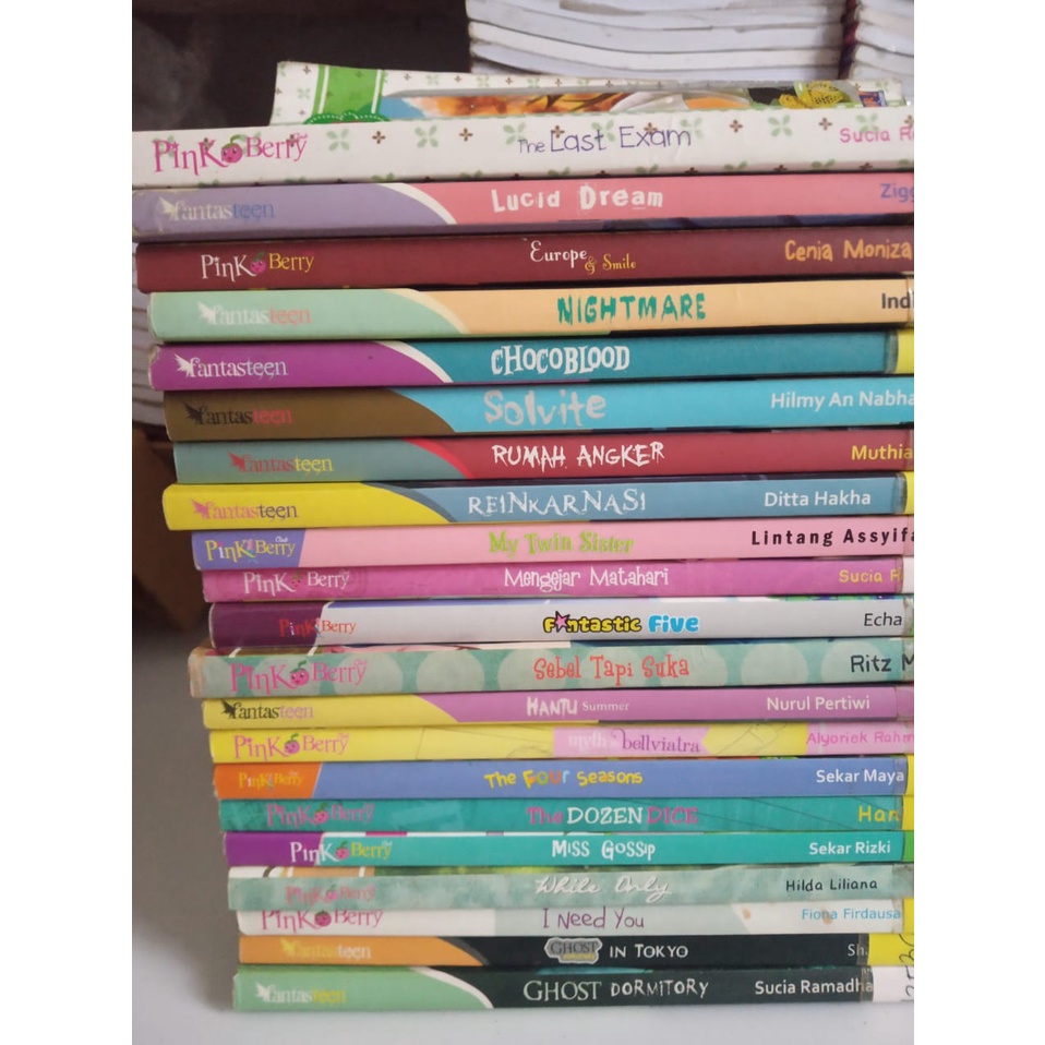 BUKU NOVEL PINKBERRY | FANTASTEEN PRELOVED BEKAS MURAH