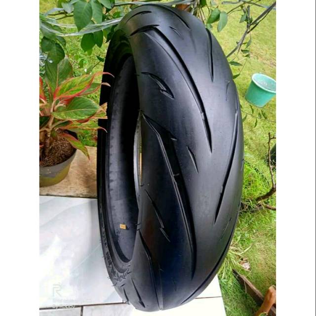 BAN TUBELESS BELAKANG NINJA/CBR/R15 DLL UKURAN 150/60 ring 17 IRC