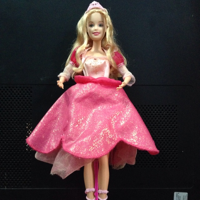 Barbie 12 dancing princess