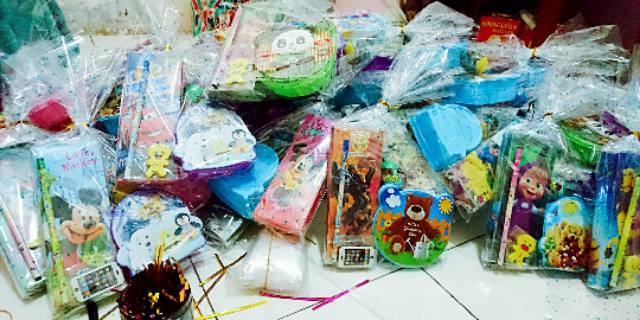 Souvenir Ulang tahun / ULTAH anak paket murah dan Hemat