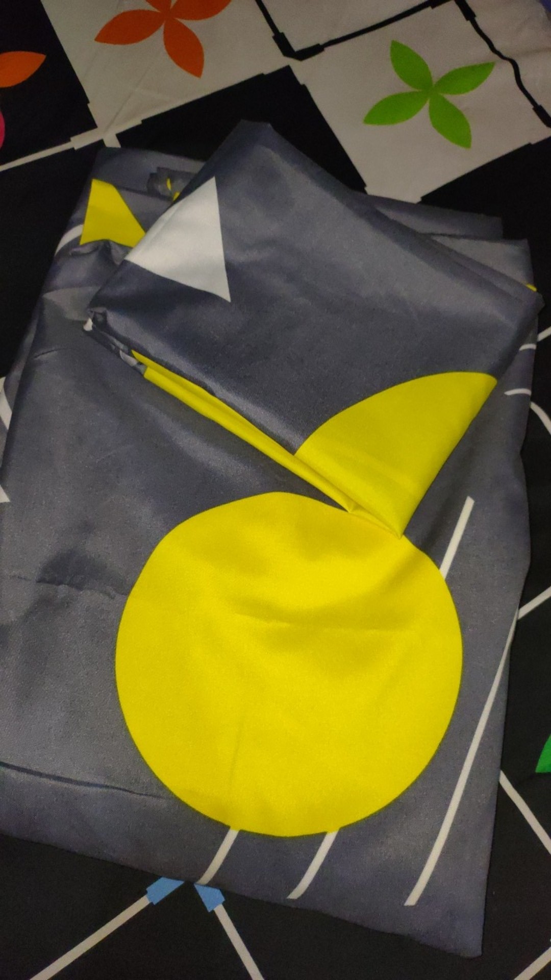 Sprei Motif Wild Bee