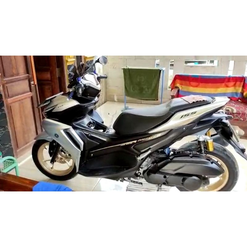 Pengkilap Khusus Body Doff 1 Liter Mobil dan Motor