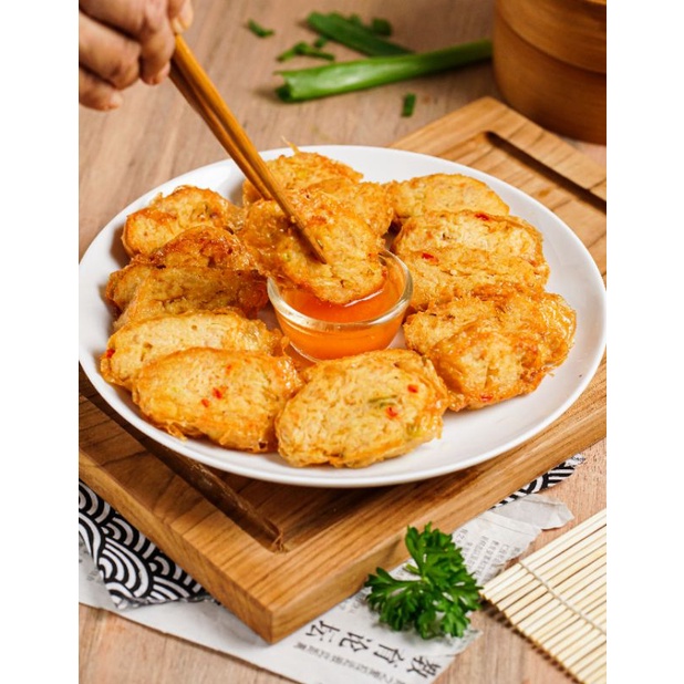 

Hekeng Udang Ayam Halal Homemade Pontianak Frozen 1 pack 2pc