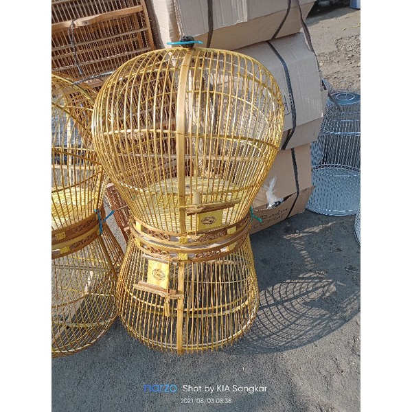 kandang puter bambu pernis