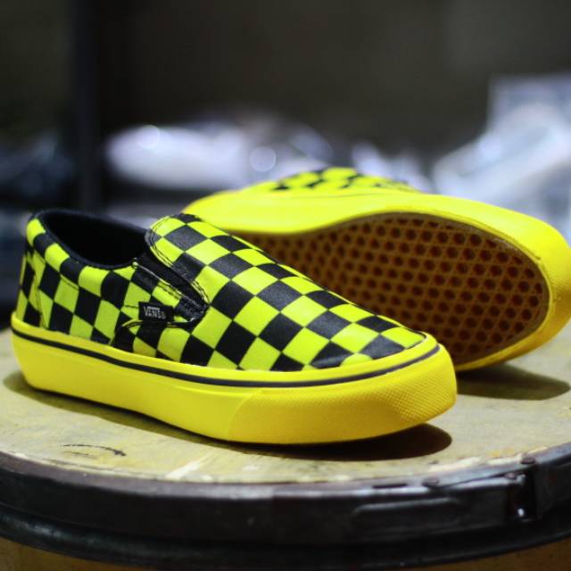 SEPATU ANAK MODEL SLIP ON VANS MURAH