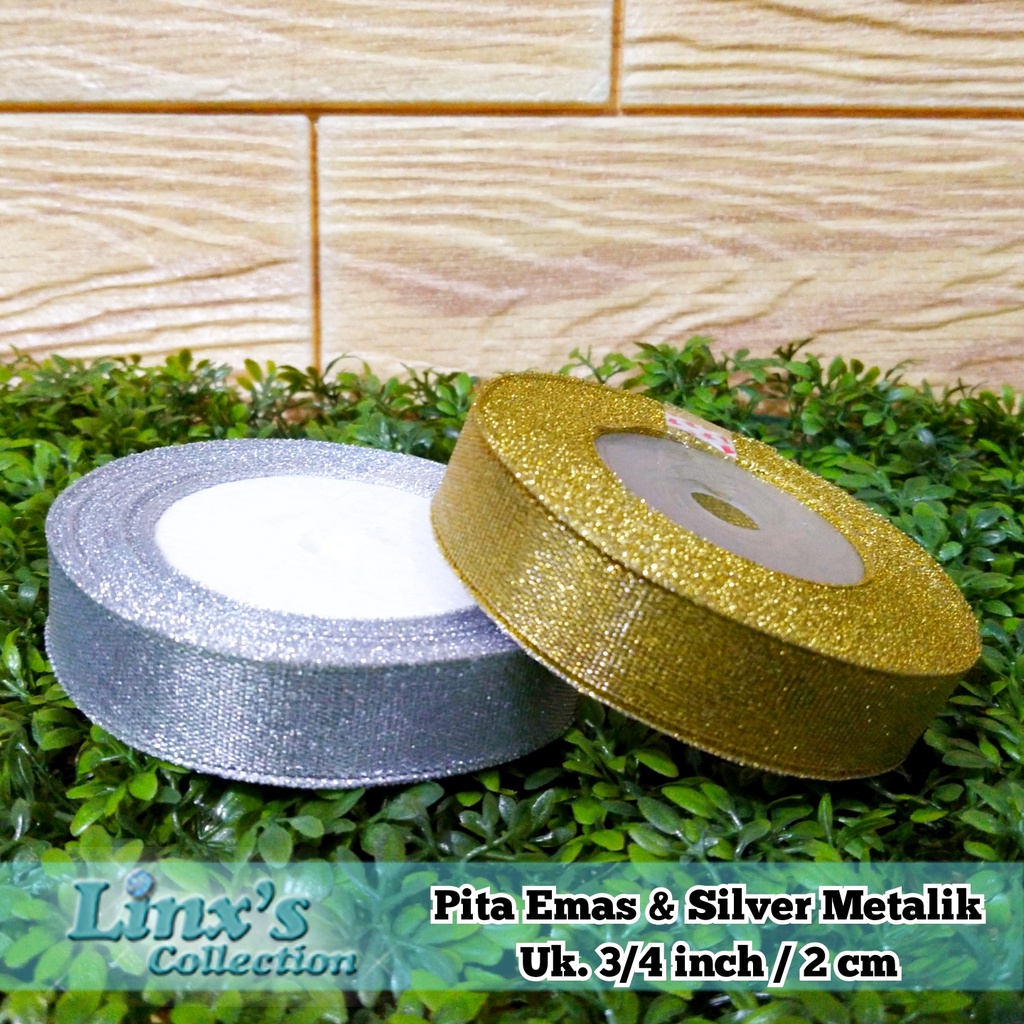 

Pita Emas Silver Metalik 2 cm / 3/4 inch