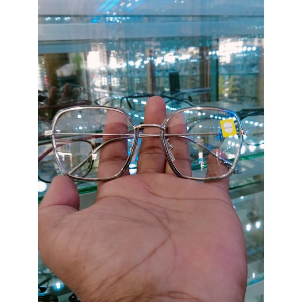 kacamata wanita photo chromic