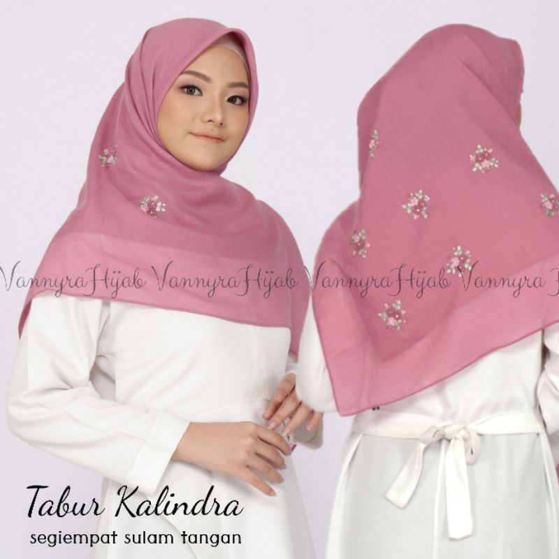 Jilbab Segiempat Sulam Tangan Tabur Kalindra by Vannyra | Kerudung Sulam | Jilbab Sulam | Premium Hi