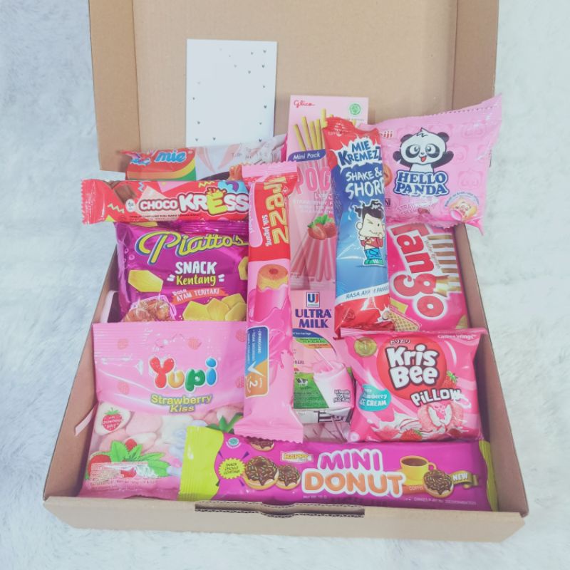 Hamper Snack Wisuda Lebaran Ultah Gift Kado Anniversary Parcel Set Murah Real Pict Pria Wanita Cowok Cewek /hampers valentine/kado valentine/gift valentine  Hampers snack ulang tahun - hadiah Valentine - Kado Valentine - hadiah ulang tahun - hadiah wisuda