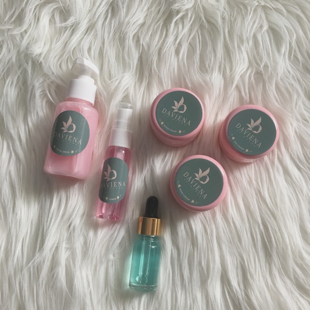 Upgrade White Glow Series + Serum Bopeng