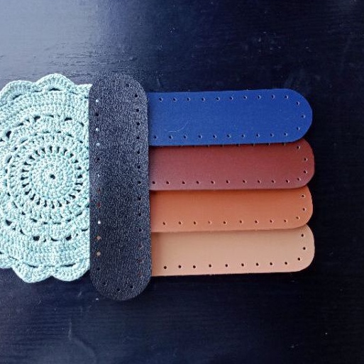 Alas Tas Rajut 20x5cm kulit sintetis kulsin