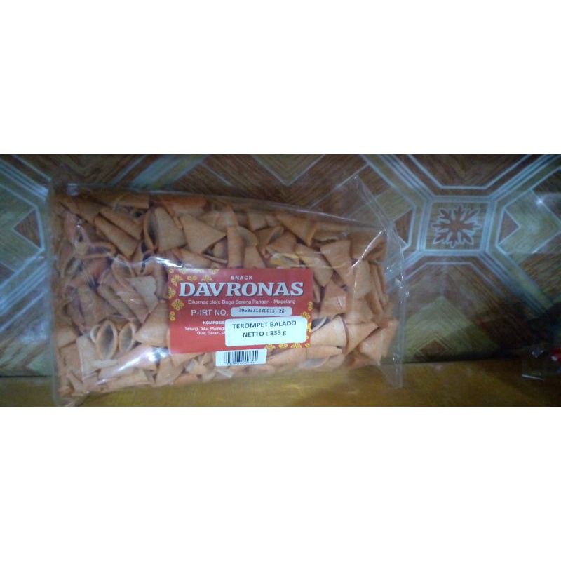 

Terompet balado davronas 335 gram / cemilan kerupuk keripik oleh oleh Magelang Temanggung Semarang