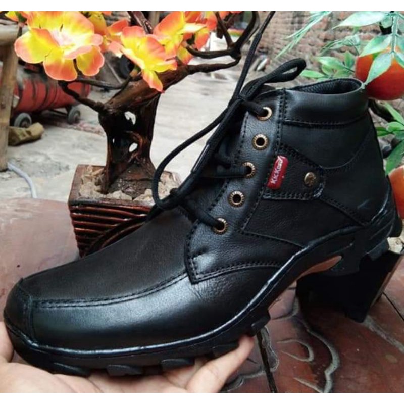 sepatu kulit asli sepatu boot hitam sepatu kerja sepatu dinas sepatu sekolah nyaman dipakai