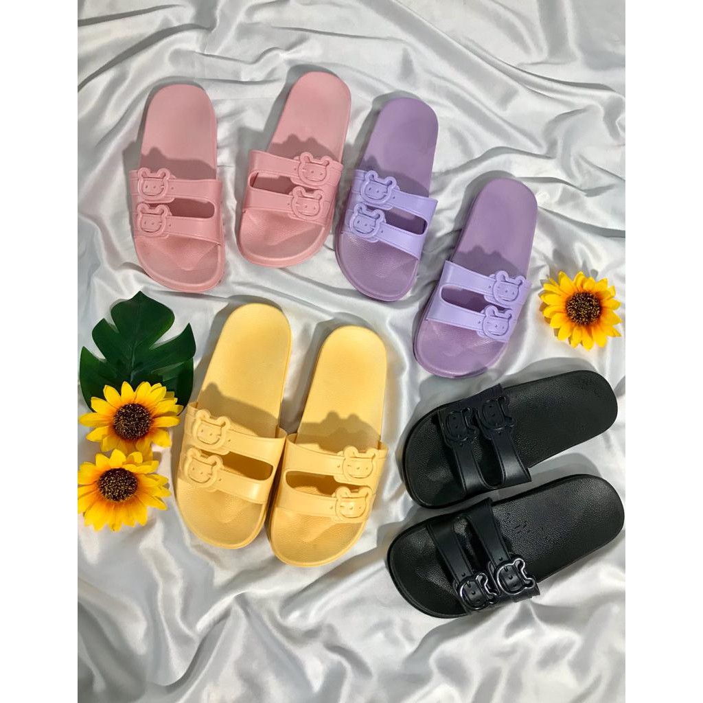 Sandal Slop Gesper Ban Dua Kelinci Colourfull Creative Homeware 688